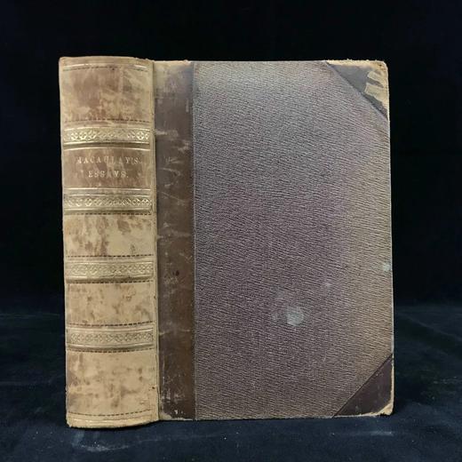 1854年 麦考莱评论与历史随笔集（全2卷合订本） 真皮精装32开 商品图0