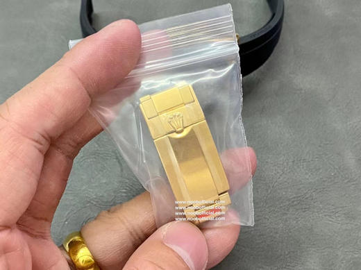 CLEAN厂/C厂劳力士116518『搭配正品一致的4130一体机芯』黄金余文乐胶带迪通拿 电镀18k真金加厚 电镀厚度已经达到了包金的标准 基于正品original原版开模的supercopy版本❕ 商品图13