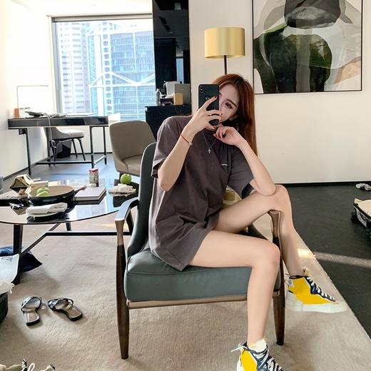 【夏季新款！女神必备~】韩版宽松中长款短袖T恤，时尚潮流款，简洁大方，舒适自在，女学生衣服女装，让你瞬间引领潮流！ 商品图2