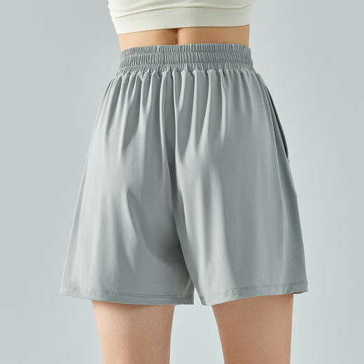 凉感防晒运动短裤女微阔弹力冰丝宽松瑜伽五分裤透气健身骑行短裤 商品图3
