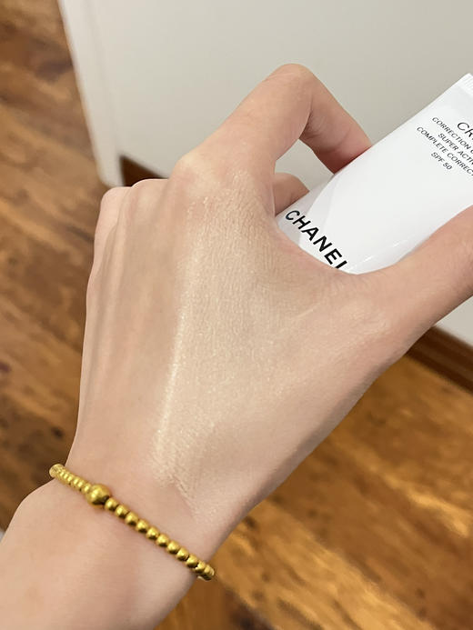 CHANEL香奈儿CC霜保湿隔离修饰乳SPF50水润遮瑕30ML 商品图1