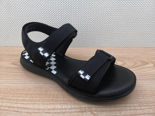 2022夏季新款豪行舒适休闲女鞋22278008时尚平底青年露趾凉鞋正品 商品图1