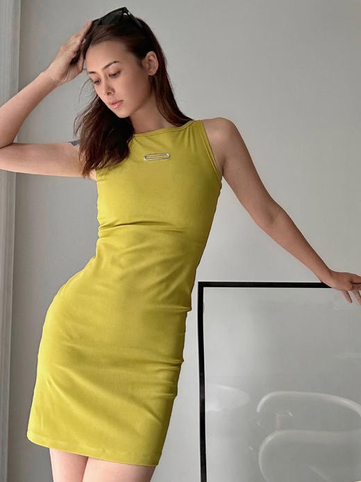 针织紧身短款连衣裙 商品图3