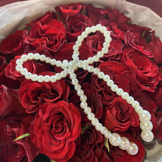 【倾心之恋】33朵精品红玫瑰高端大气花束 商品图1