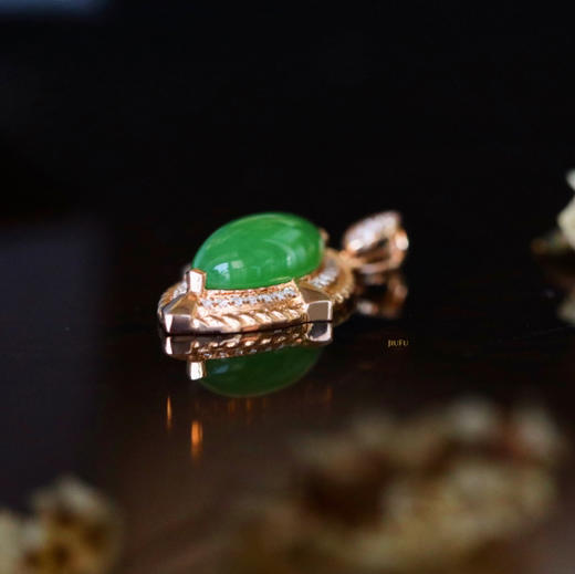 18K玫瑰金和田玉（碧玉）满钻吊坠--慧眼 /马眼6*12mm/苹果绿 商品图2