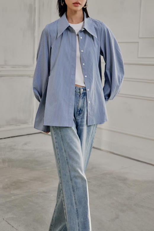 香蕉袖条纹宽松衬衫 商品图1