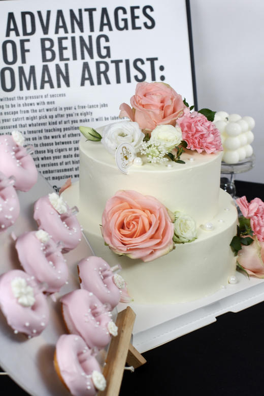 【1463】鲜花双层订婚款+小型甜品台 商品图3