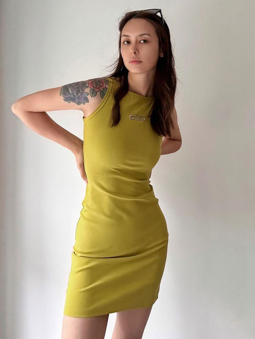 针织紧身短款连衣裙 商品图1
