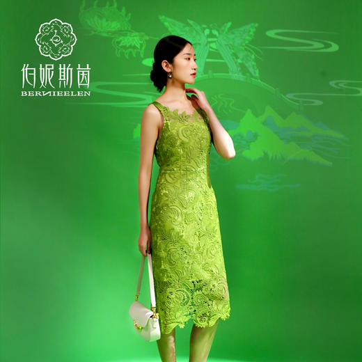 千年情话—梁祝草桥结拜青璨精密刺绣连衣裙2S40026 商品图1