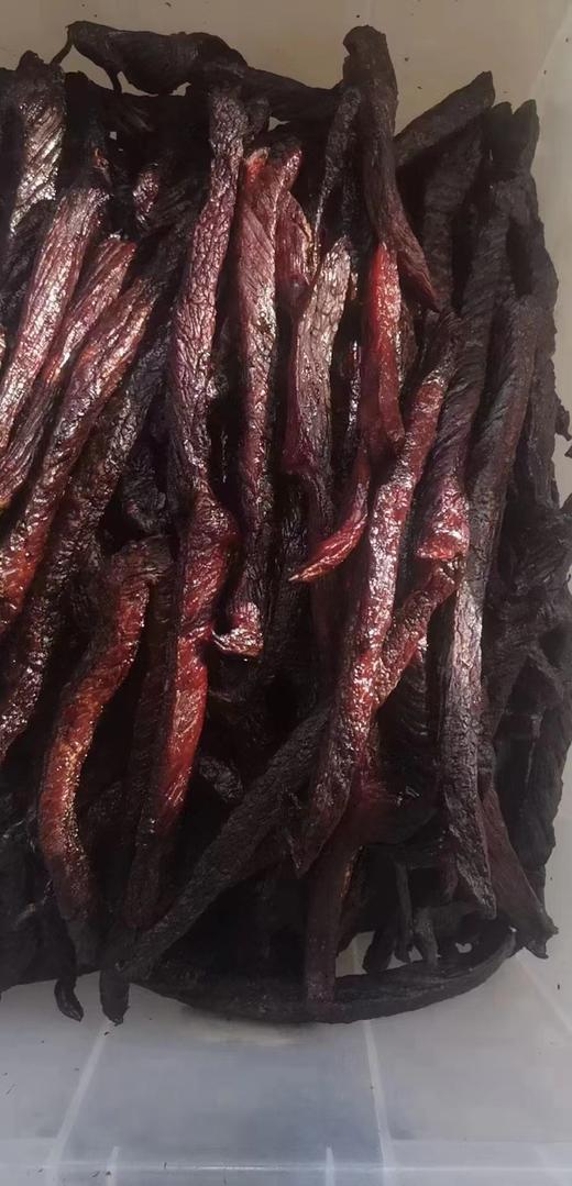 【包邮到家｜内蒙风干碳烤牛肉干】内蒙古特产，被誉为“成吉思汗的行军粮”｜源于蒙古铁骑的战粮，携带方便，有丰富的营养｜选用大草原优质无污染新鲜牛肉，结合蒙古传统手工与现代先进工艺制作而成。 商品图4