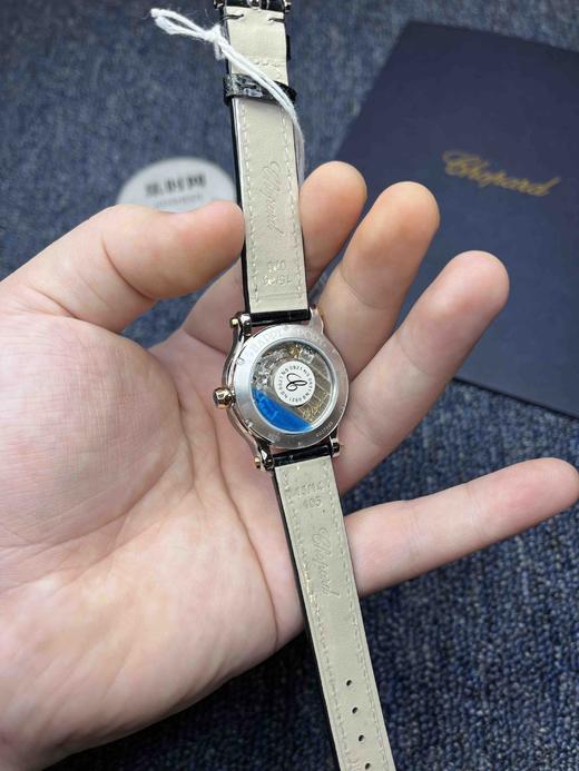 萧邦快乐钻系列机械腕表 快乐钻（HAPPY DIAMONDS）表盘直径 中号30mm5钻
搭载2892-2全自动机械机芯 商品图6