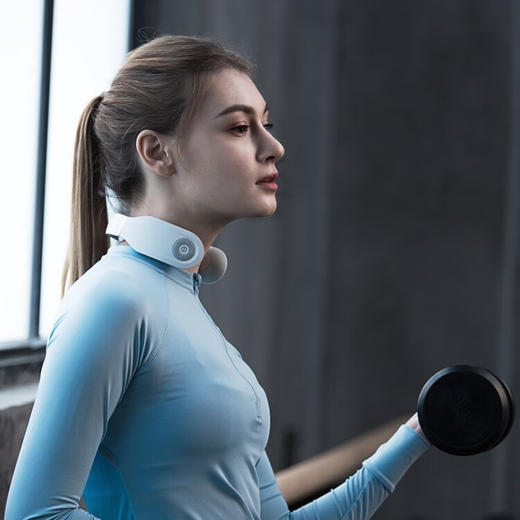 【品牌直发，非质量问题不退换，介意慎拍】SKG 颈椎按摩器 颈部按摩仪 热敷电脉冲 4098时尚款   商品图4