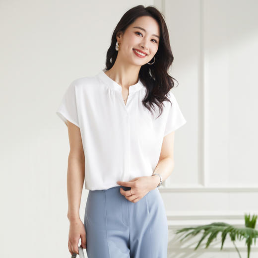 【多色可选】罗蒙夏季轻薄透气微弹力短袖衬衫女士休闲百搭V领短袖衬衣 商品图1