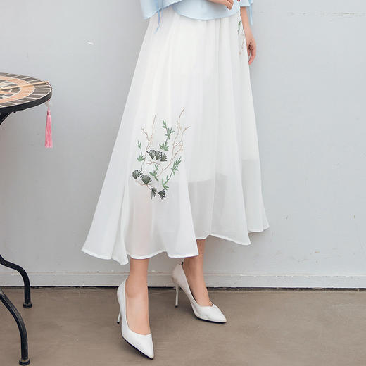 WY619春夏女装森林系日系文艺 复古雪纺刺绣大摆裙半身长裙伞裙 商品图4