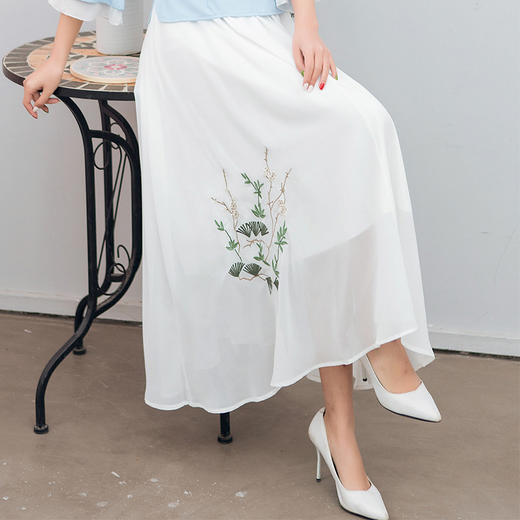 WY619春夏女装森林系日系文艺 复古雪纺刺绣大摆裙半身长裙伞裙 商品图3