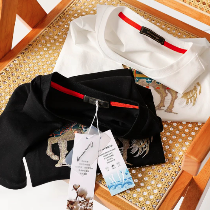 【eve-2309】羔端系列！男子细腻刺绣夏日圆领短袖T恤！！