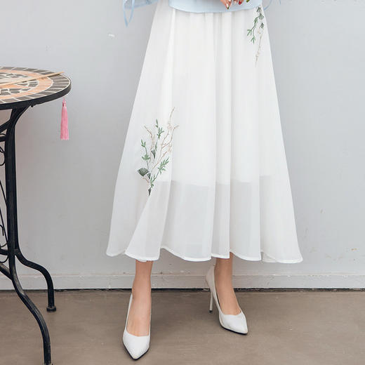 WY619春夏女装森林系日系文艺 复古雪纺刺绣大摆裙半身长裙伞裙 商品图0