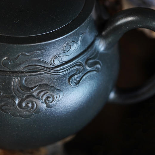 龙德堂陶艺 汤宣武制 《瑞云系列康云》九龄君子兰 220cc 库存请咨询客服 商品图3