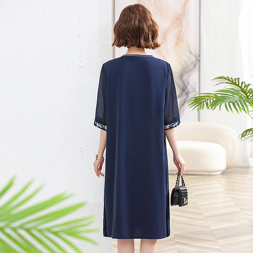 YCE T212-9012民族风洋气50岁60大码雪纺裙 商品图2