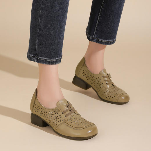 西村名物2023夏季新款休闲风镂空扣带单鞋女软底软面洞洞鞋X23AH13351 商品图0