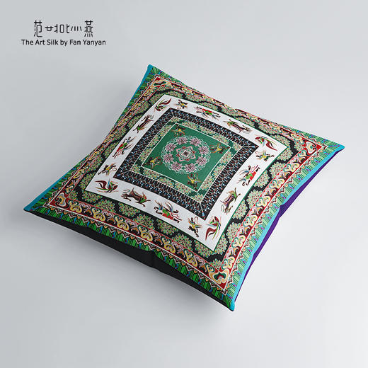 神兽藻井（抱枕） 商品图1