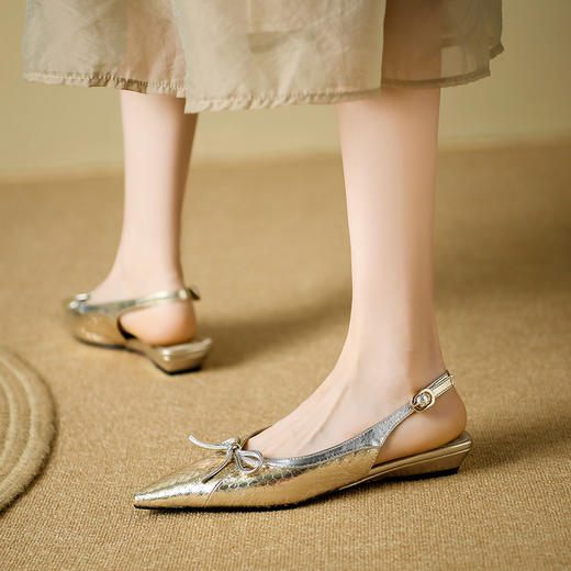 舒适百搭，真皮尖头平底凉鞋QS-23034 商品图1