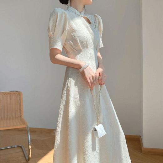 【服装鞋包】夏季新款法式连衣裙短袖气质裙子复古改良白色旗袍 商品图3