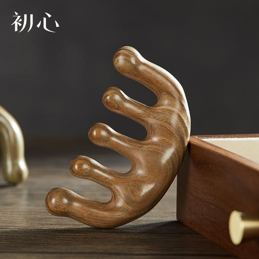 初心| 五指球齿按摩梳黑檀绿檀 商品图0