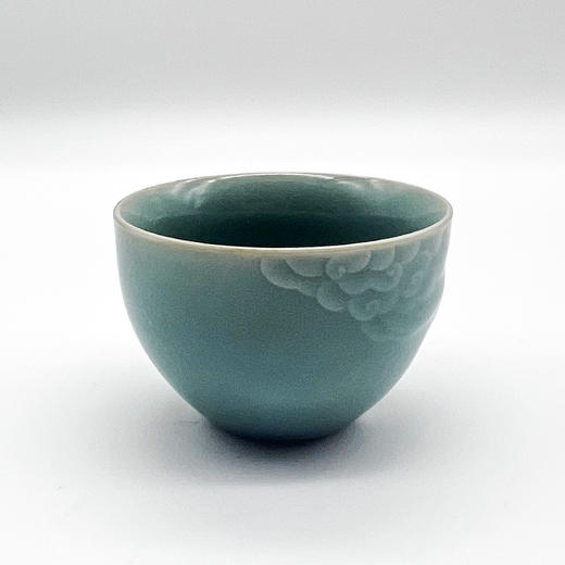 尚唐丨龙泉青瓷 祥云品茗杯 尚唐 弟窑 尚粉 听云小杯 75ml  商品图2