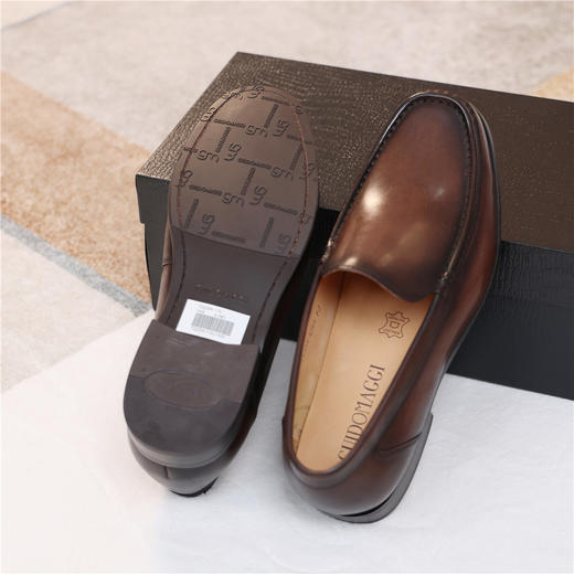 【越穿越舒服】guidomaggi 男士皮鞋 优质牛皮 透气内里 吸湿排汗 防滑耐久 行走更惬意商务休闲 商品图6