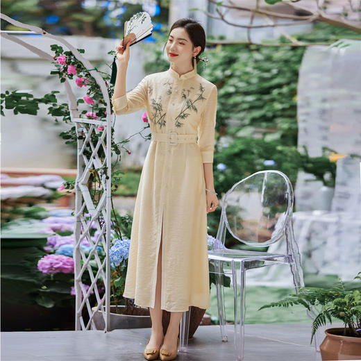 FLZD-2353文艺复古森女民族风简约国风装饰流苏刺绣绣花腰封宽腰带女连衣裙 商品图9