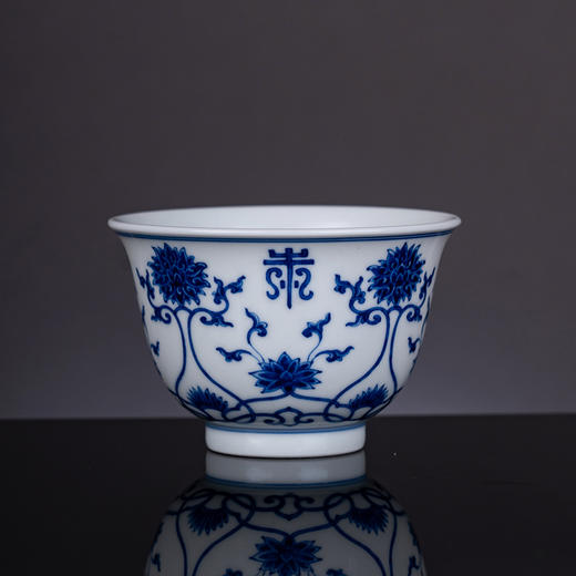 青花五福同寿杯 商品图1
