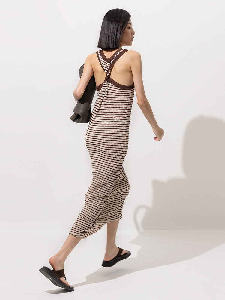 322工房汉麻间条后背扭结针织连衣裙2023年春夏露背修身长裙B063