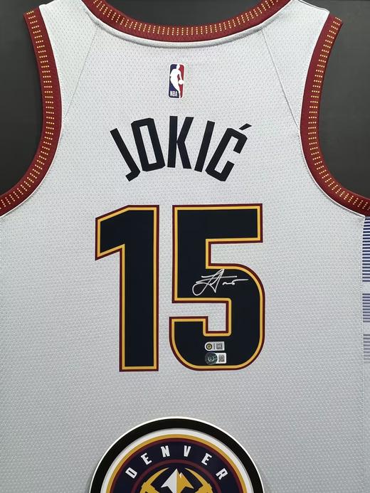 收藏系列 约基奇 掘金队15号白色 亲笔签名球衣 商品图1