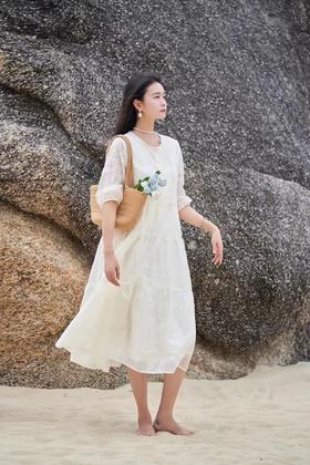 女刺绣连衣裙32259