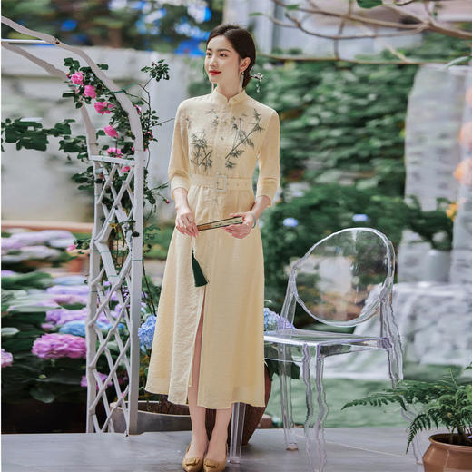 FLZD-2353文艺复古森女民族风简约国风装饰流苏刺绣绣花腰封宽腰带女连衣裙 商品图1