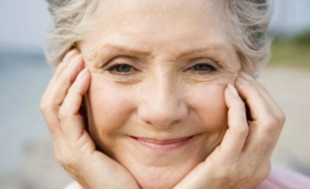  女性衰老只需四步！想要减缓衰老，艾灸得做起来了！ 