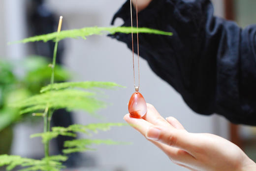 南红冰飘吊坠   镶嵌：18k金 商品图0