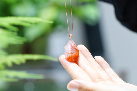 南红冰飘吊坠     镶嵌：18k金 商品图1