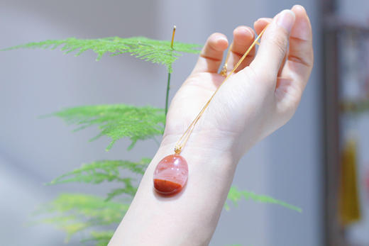 南红冰飘吊坠   镶嵌：18K金 商品图2