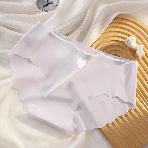 【日系少女感！冰丝无痕女士内裤】冰丝无痕轻薄透气干爽舒适裸感 点缀爱心女薄款中腰大码透气纯棉裆无痕性感内裤女士  粉丝专属 商品图7