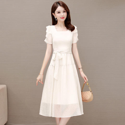 QYM SLA321-L收腰简约时尚雪纺大摆裙方领气质连衣裙 商品图2