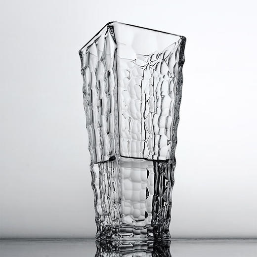 捷克进口BOHEMIA 波西米亚水晶玻璃花瓶轻奢高端北欧简约透明客厅花器摆件波萨诺瓦彩色花瓶20cm 商品图5