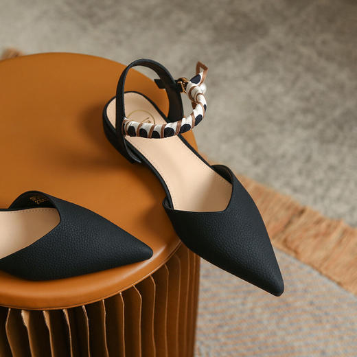 品质好货| Safiya索菲娅2023新款二层牛皮一脚蹬丝带尖头低跟单鞋SF31115774 商品图11