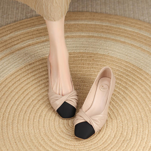 品质好货| Safiya索菲娅2023新款夏二层牛皮浅口玛丽珍粗跟单鞋SF31115798 商品图5