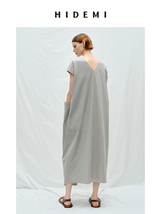 HIDEMI度假系列极简不对称廓形大口袋水洗棉连衣裙 沙丘灰/自然白 商品图3