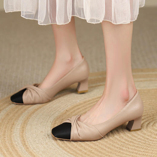 品质好货| Safiya索菲娅2023新款夏二层牛皮浅口玛丽珍粗跟单鞋SF31115798 商品图7