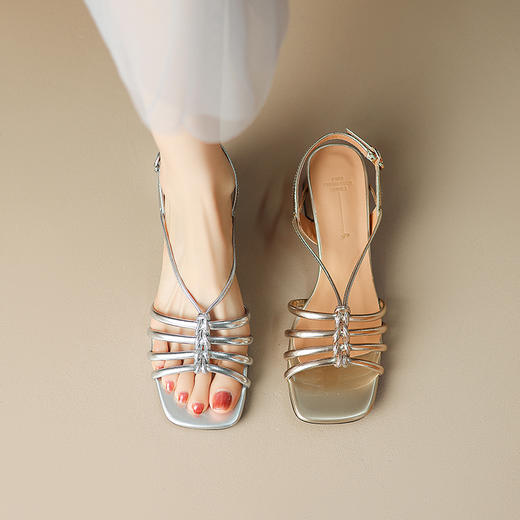 舒适百搭，复古罗马粗跟凉鞋HCY-3526 商品图0