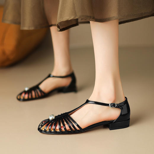 夏季新款，里外全皮低跟凉鞋HCY-3529 商品图0