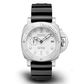 沛纳海 Panerai 潜行系列Submersible 腕表 PAM01223